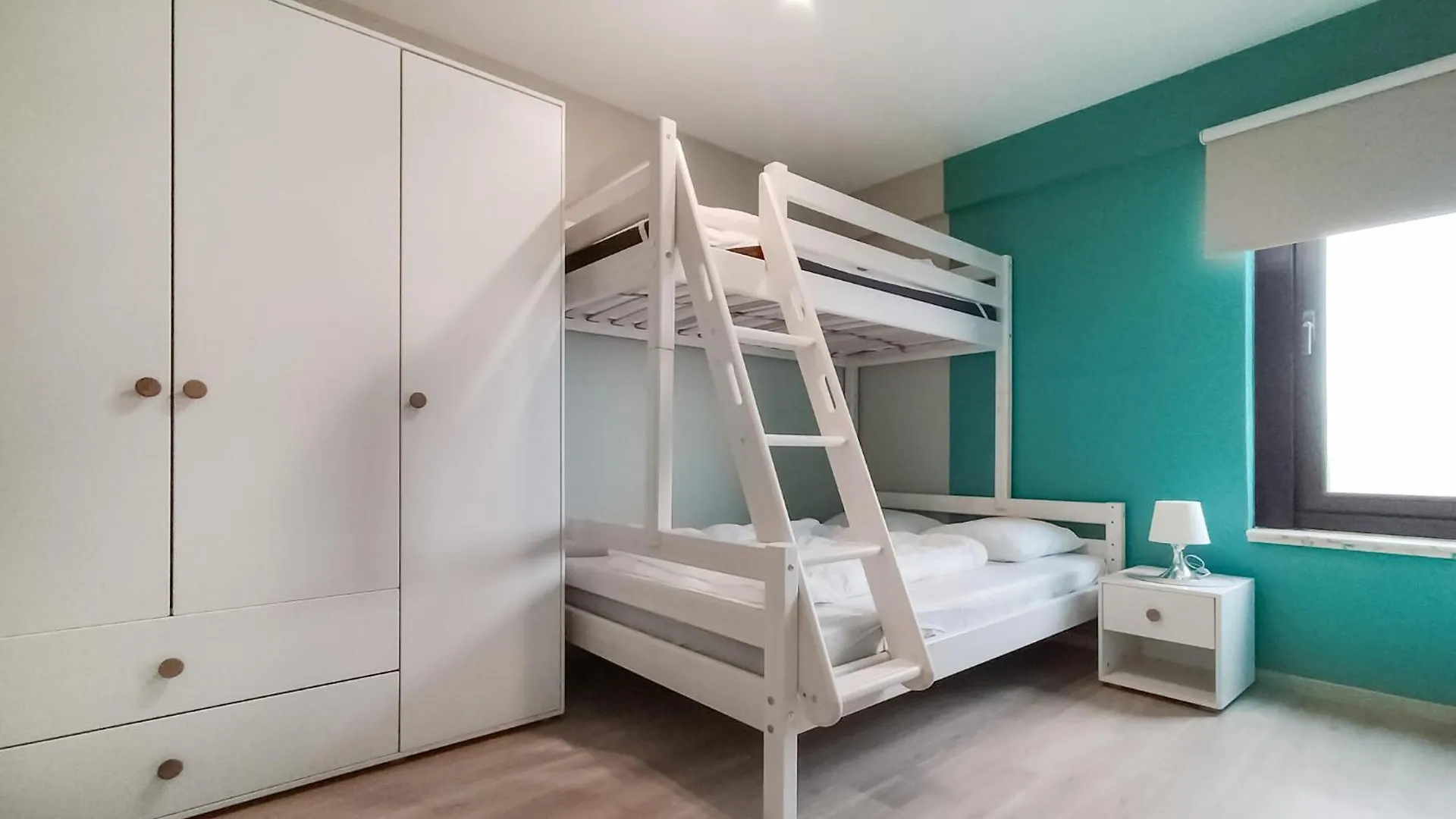 Beautiful Apartment In Oostende With Wifi