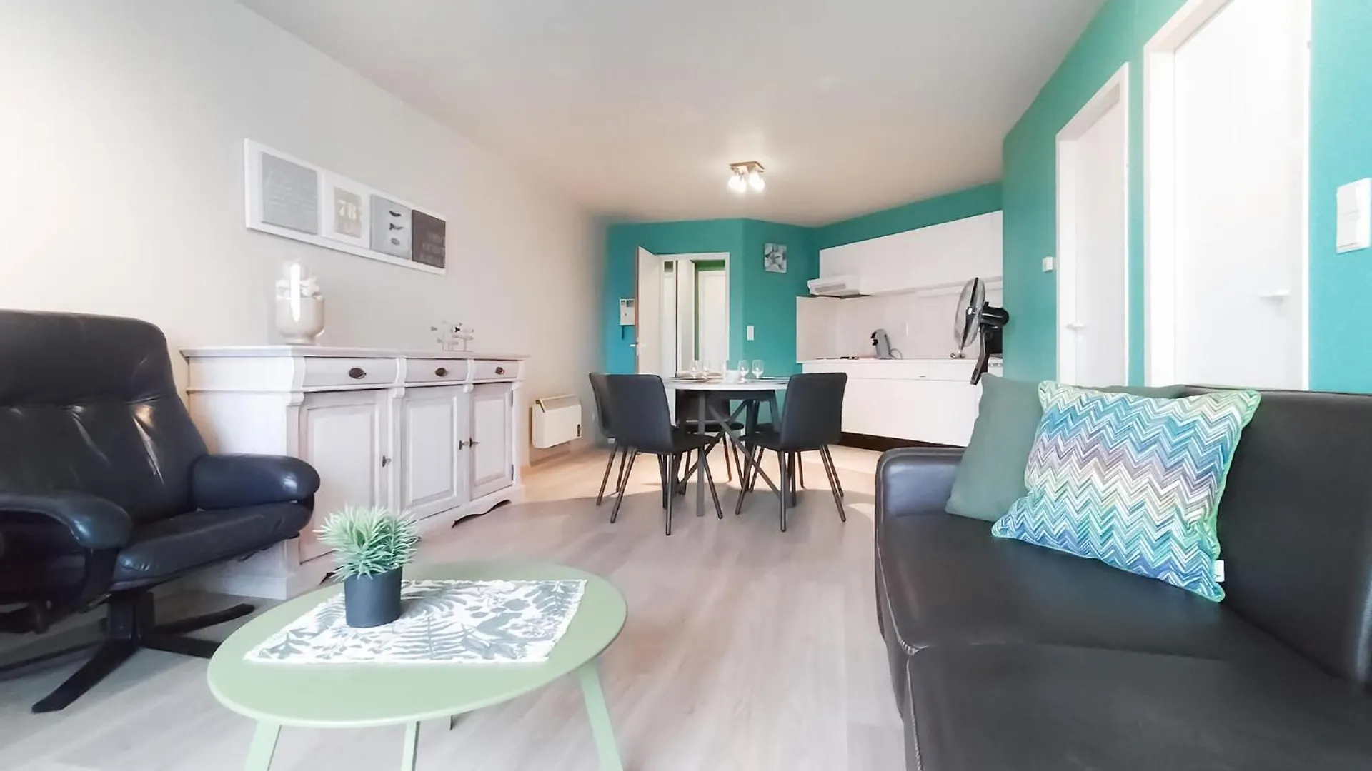 Beautiful Apartment In Oostende With Wifi 0*, Ostende Belgique
